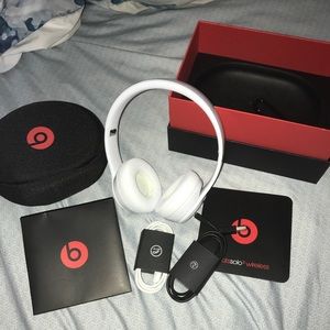 Brand  new beats solo3 wireless headphones